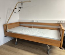 Pflegebett gegen Selbstabholung Zu Verschenken
