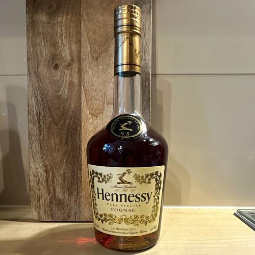 Hennessy very special - very, vs