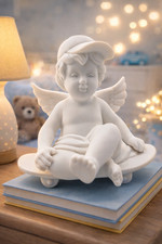 Süßer Engel mit Skateboard -