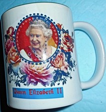 Becher Queen Elizabeth II