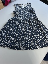 2 Kleider Gr. 122 H&M C&A