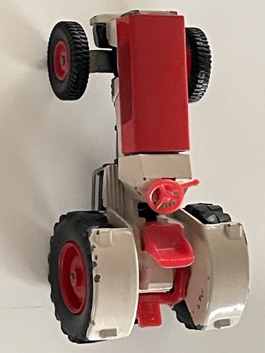 Siku traktor haromag - traktor, v