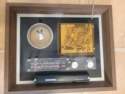Radio maximal 200 m antik - -,