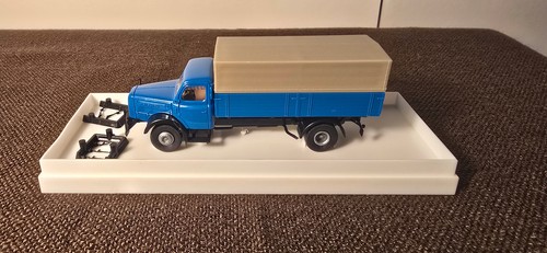 Brekina 7300 henschel 100 - 7300,