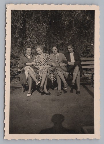 Frauen auf parkpank 1940 - auf,
