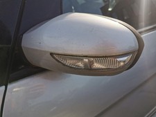 Mercedes B Klasse 245 Aussenspiegel  Rückspiegel links elek 761 Polarsilber -08