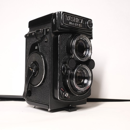 Yashica mat 124 - yashica,