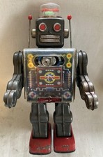 Vintage Tinplate Battery Operated Fighting Robot Horikawa Japan 1960’s