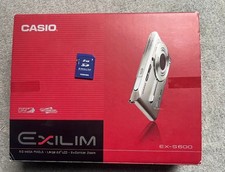 Casio Exilim EX-S600 Gold 6,0-MP-Digitalkamera OVP