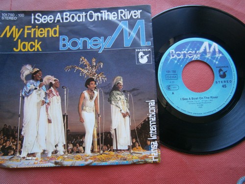 Boney see a boat on - boney, the