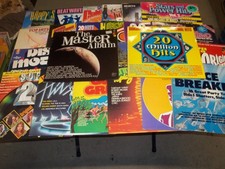 26 verschiedene Sampler LP`s  ( überwiegend aus den 70er Jahren )