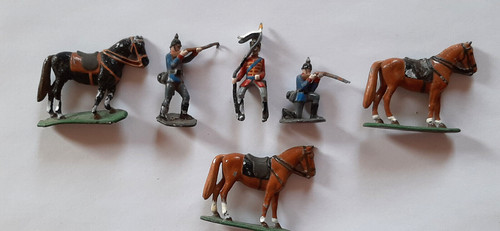 Bleifiguren von hand - bleifiguren, gegossen
