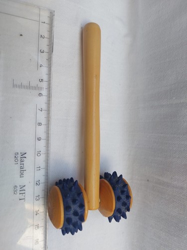 Massage roller aus echtholz - aus,