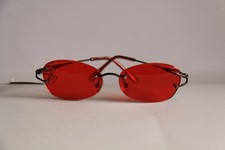 KLEINE FARB BRILLE SONNENBRILLE  GLÄSER ROT RAHMENLOS BÜGEL ANTHRAZIT