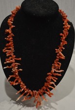 Alte Kette Engelshaut Koralle Astkoralle weiß rot Länge 56 cm,