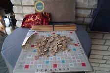 Sehr altes,wohl amerikanisches Scrabble mit Holzsteinen und Bedienungsanleitung