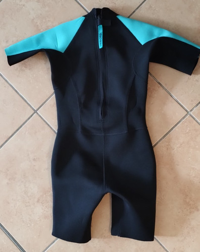 Kurzärmliger neopren anzug - kurzärmliger, neopren-anzug