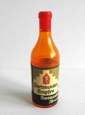 Miniaturflasche mit würfeln - miniaturflasche,