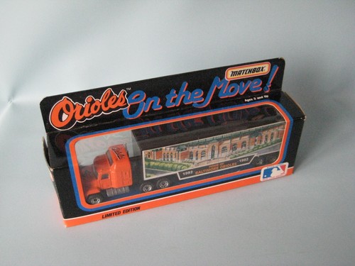 Matchbox convoy mack box truck - matchbox,