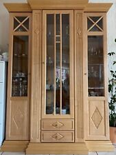 Vitrine mit Beleuchtung aus massivem Kirschbaum Holz; gebrauch, aber wie neu!