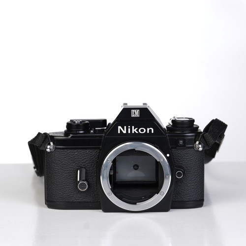 Nikon kamera analoge - em,