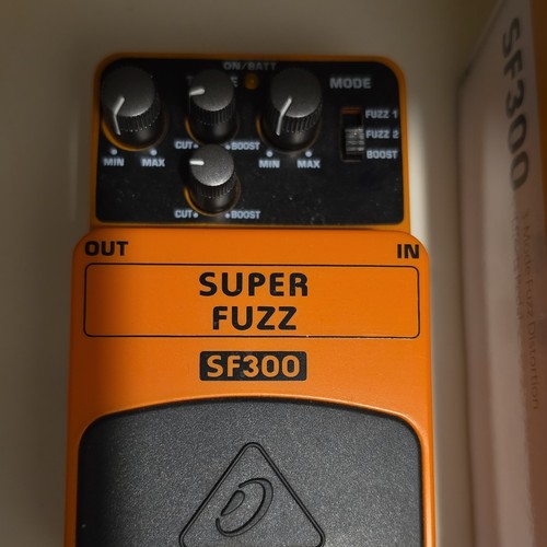Behringer super fuzz sf300 - behringer,