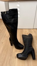 H&M Plateaustiefel aus