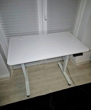Schreibtisch Höhenverstellbar