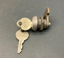 orig.l Doblina DDR Schloss für MZ ES TS ETS ETZ 150 250 Trabant Wartburg 4084-22