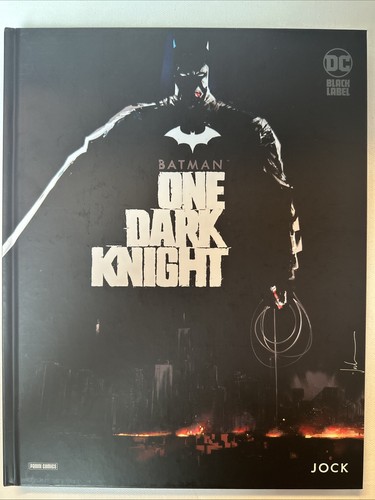 Batman one dark knight hc - batman,