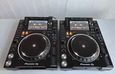 2 x Pioneer CDJ-2000NXS2 |