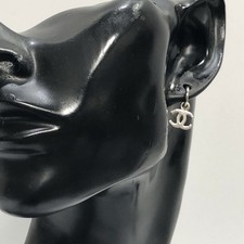 CHANEL Ohrringe Swing Small