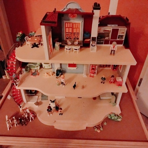 Riesiges playmobilhaus mit - *riesiges,