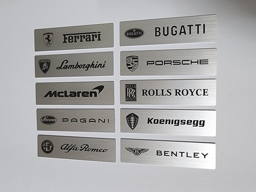 World car logo graviert - world,