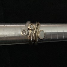 Zwei Gold Ringe: Weiß-und