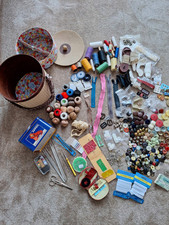 DDR Nähkorb prall gefüllt VEB