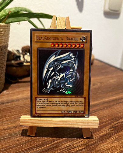 Blauäugiger w - yu-gi-oh!,