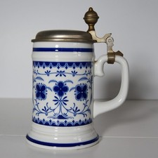 Bierkrug von WMF - kobaltblaues Strohblumendekor - Zinndeckel - gemarkt