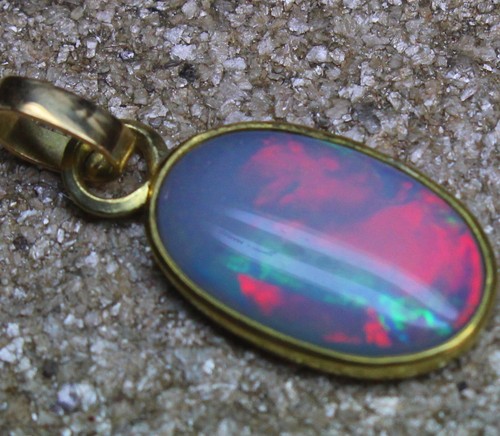 Multicolor opal karat - opal, 4.05