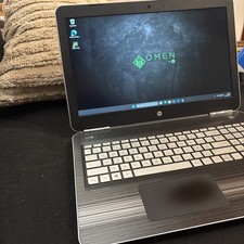 HP Pavilion 15 | i7-6700HQ | 8GB |128Gb SSD+ 1TB HDD | GTX 960M | FHD | Win11