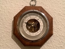 Schönes altes achteckiges