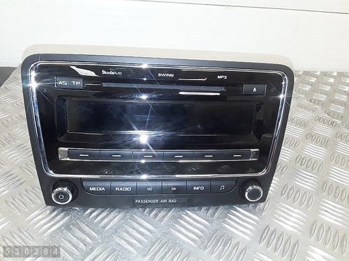 2012 skoda superb - 2012, autoradio