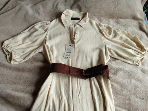 Hellbeiges langes kleid - hellbeiges,