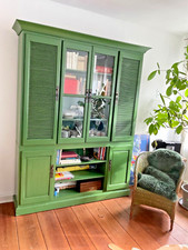 Landhausschrank im French Style mit Lamellen