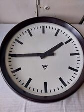 Pragotron P42 / 1962  Industrieuhr m. Quartz Uhrwerk 1xAA Batterie