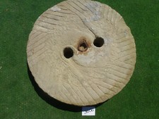 Nr.3606 Alter großer Mühlstein Schleifstein Brunnenstein Quellstein Gartendeko 