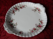 ROYAL ALBERT Lavender Rose Kuchenplatte mit Griffen Bone China England Neuwertig