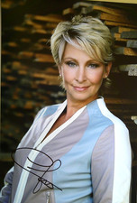 CLAUDIA JUNG original signiert – GROSSFOTO !!!