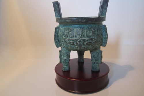 Chinesisches bronzegefäß - chinesisches,