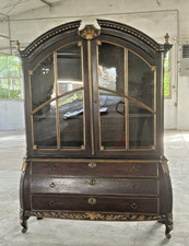 Antiker Vitrinen Schrank mit Besteckschubladen, Schubladenauszügen und Glasfront